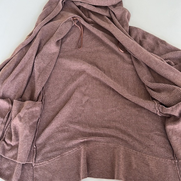 Lululemon Cardigan Open Sweater Hooded Cozy Wrap Pink color size Small 4 - Picture 9 of 11